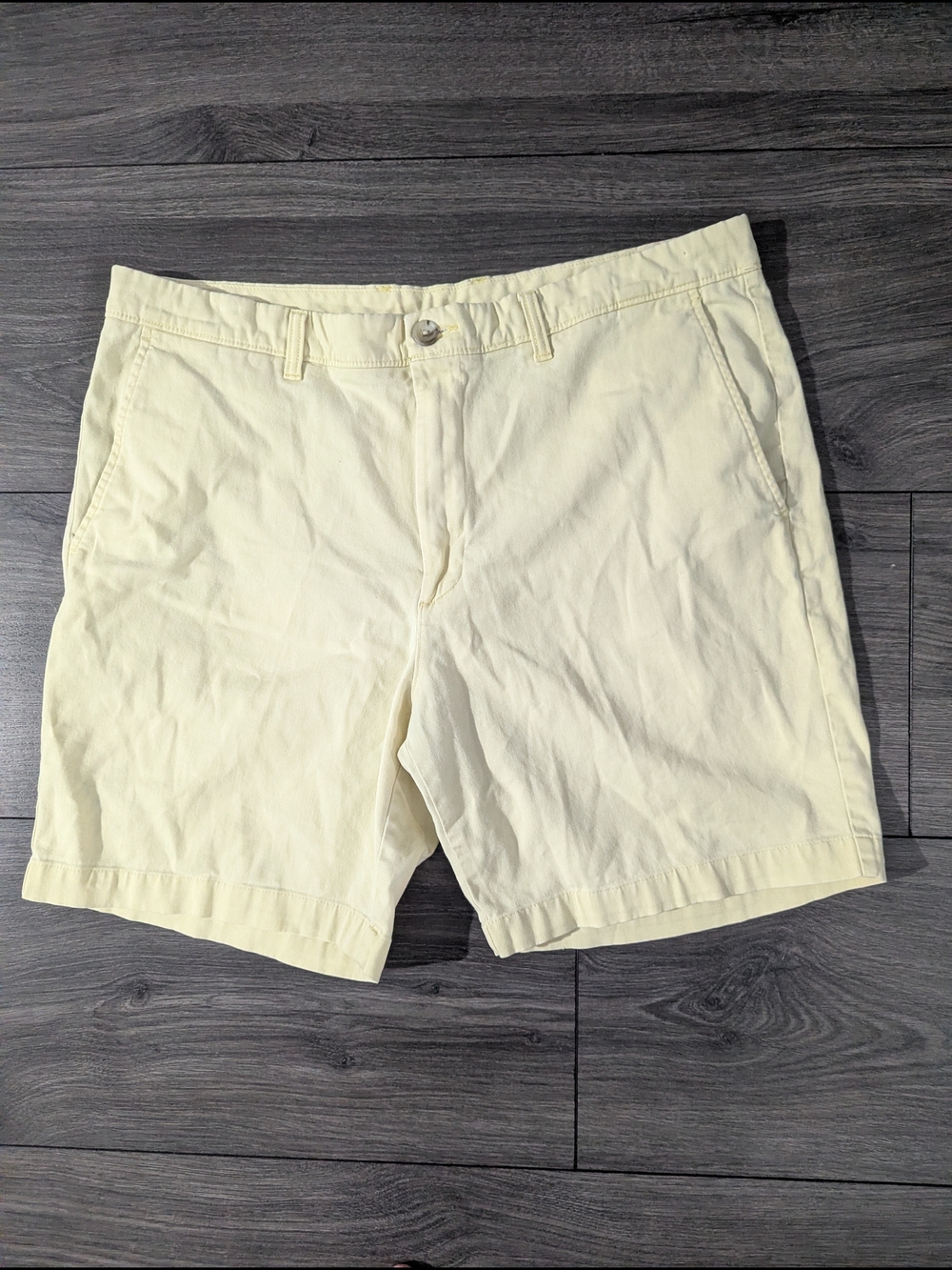 Roundtree & Yorke Pale Yellow Flat Front Men's Shorts